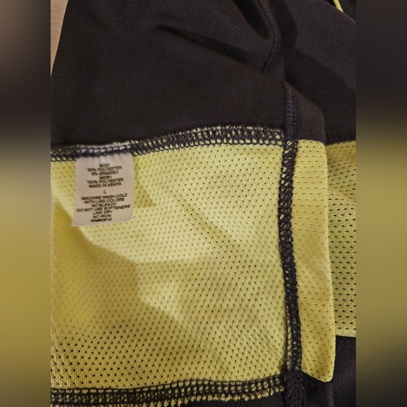 RBX Active Sz.L. Sleeveless Racer Back Top With built-in bra. - Picture 2 of 10